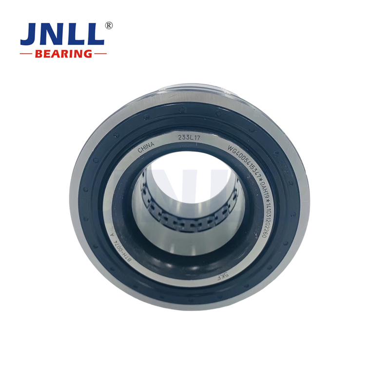 Truck hub bearings